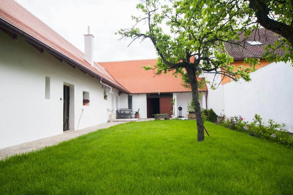 Strážnice Slovacka Chalupa מראה חיצוני תמונה